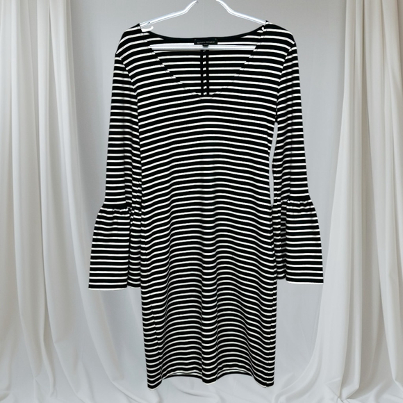 106 - Banana Republic Dress - Picture 6 of 13